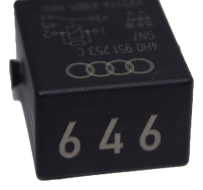 646  Relay 20A Multi Function VW Mk5 Golf Audi A1 A3 A4 4H0951253C