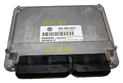 VW Polo 1.2 Engine contro unit ECU 03D906033F / 5WP40298 02 immo off