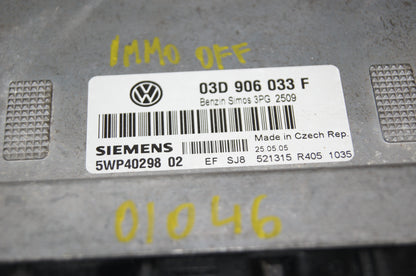 VW Polo 1.2 Engine contro unit ECU 03D906033F / 5WP40298 02 immo off