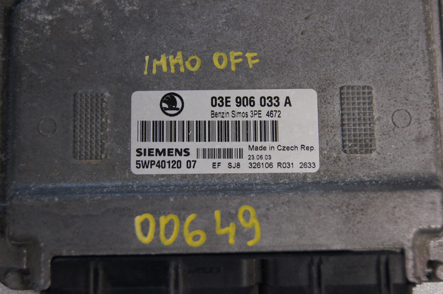 Engine control unit 03E906033A 5WP40120 SKODA FABIA 1.2 immo off