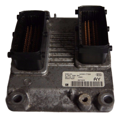 Vauxhall Opel Corsa D Z14XEP ECU 0261208941 / 55557934 AY. RESET + PIN